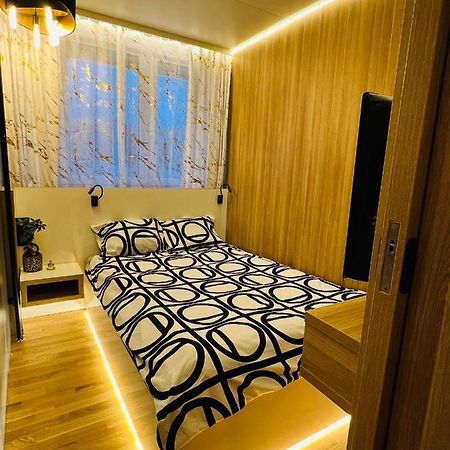 Apartament Centrum Wyzwolenia Stettino Esterno foto